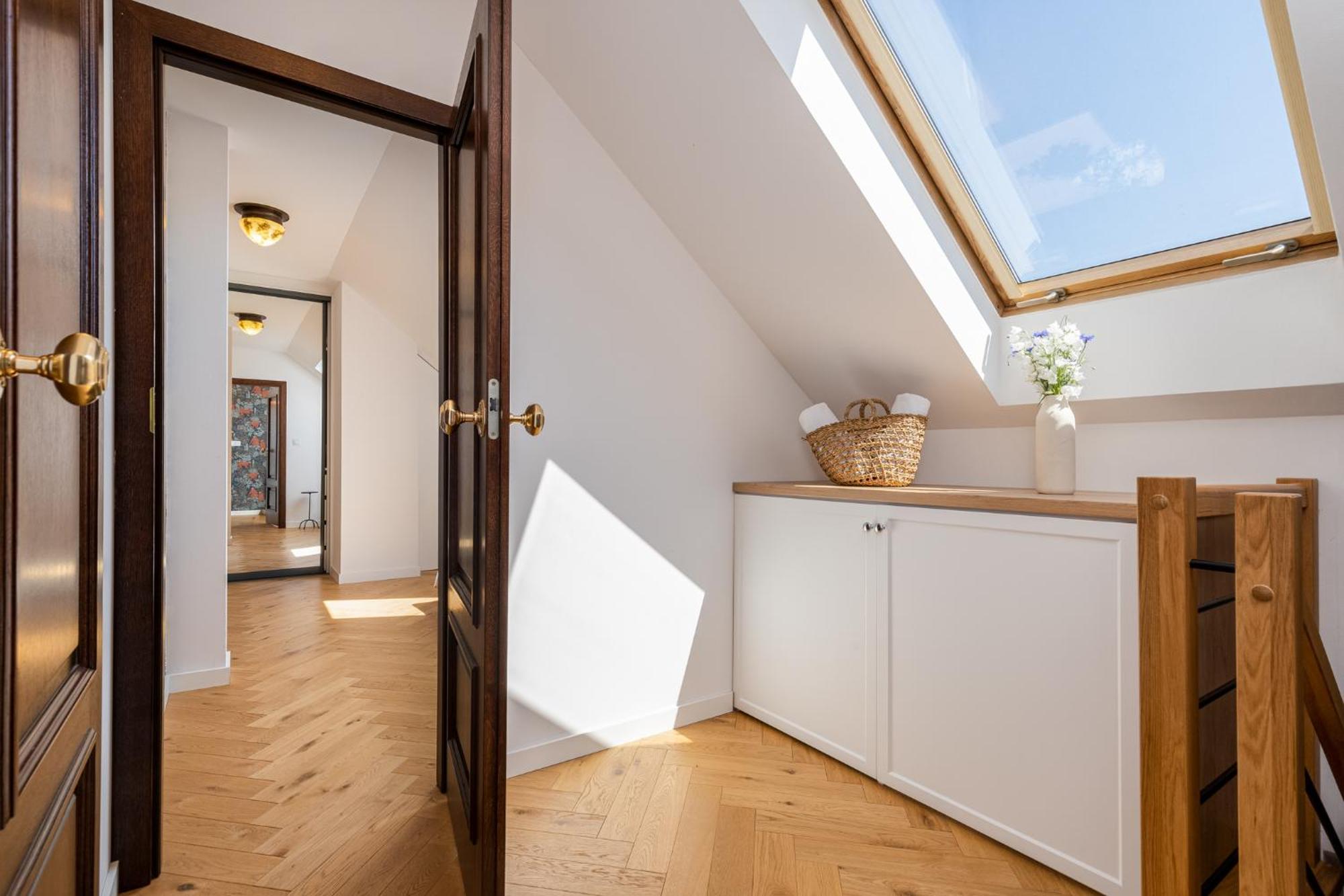 Luxury In A Truly Perfect Location Apartament